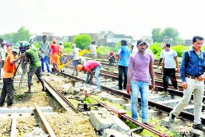 A goods train coach derailed in raebareli.