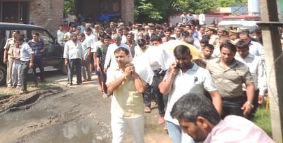 Shiva massacre: villegers to attack in house of the accused, communal tension