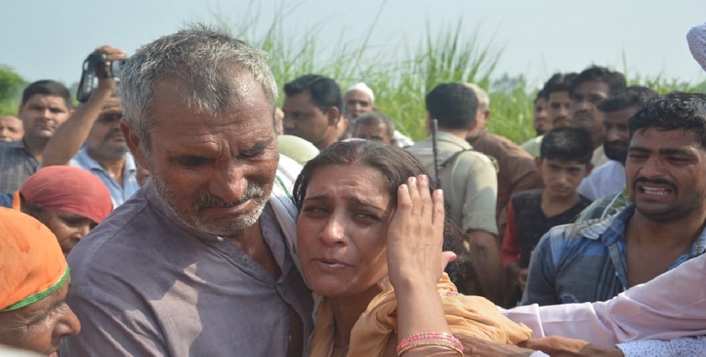 Death of the last person in the family, crying wife said... talk on the phone