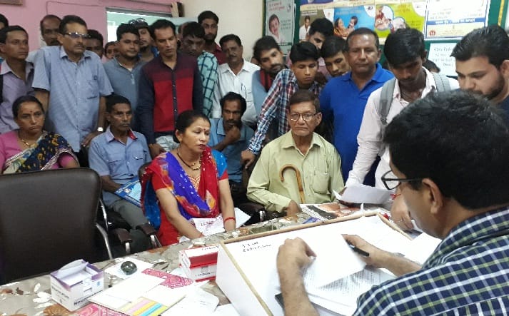 All the trouble in the hospital of Ramnagar