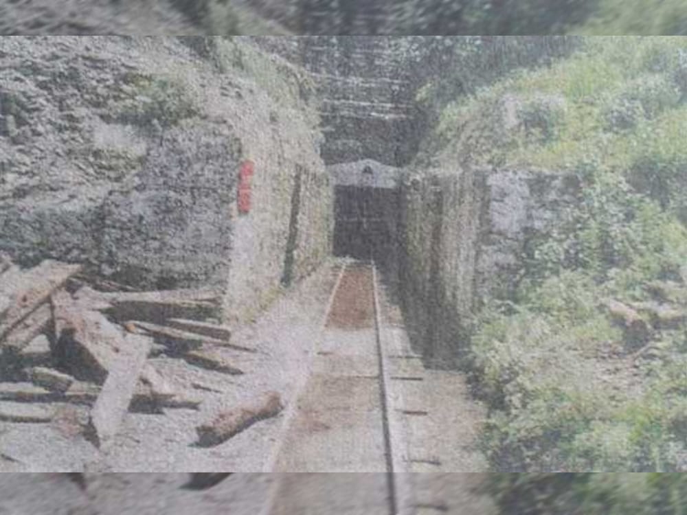mysterious gold mine cave in uttarakhand