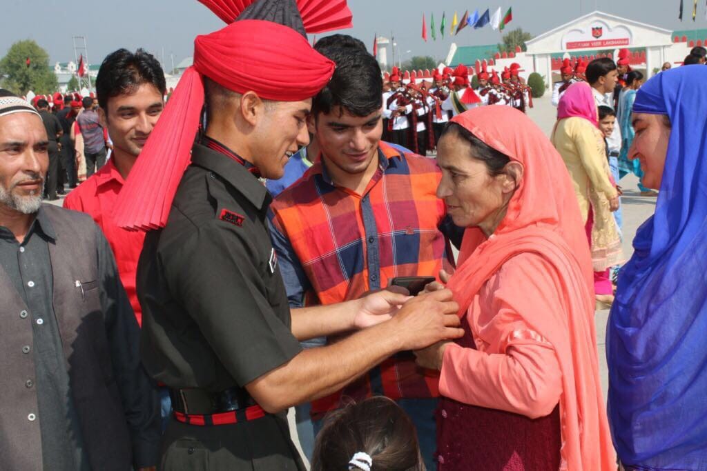 jammu 185 youth became part of  indain army