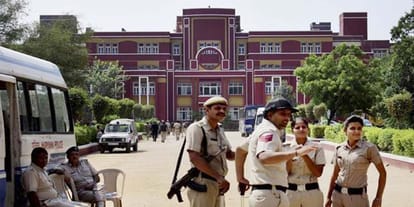 LG send Letter to Delhi Deputy Chief Minister for Schools Security concerns