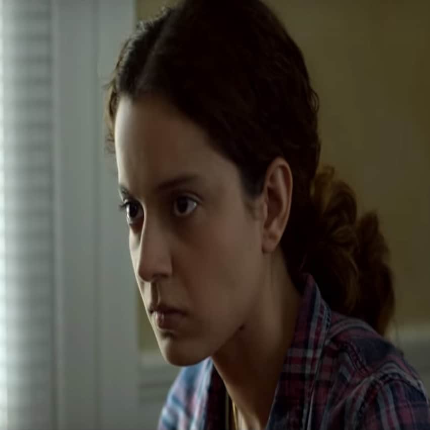 Hrithik Roshan files complaint against Kangana, the actress sent him sexually explicit emails
