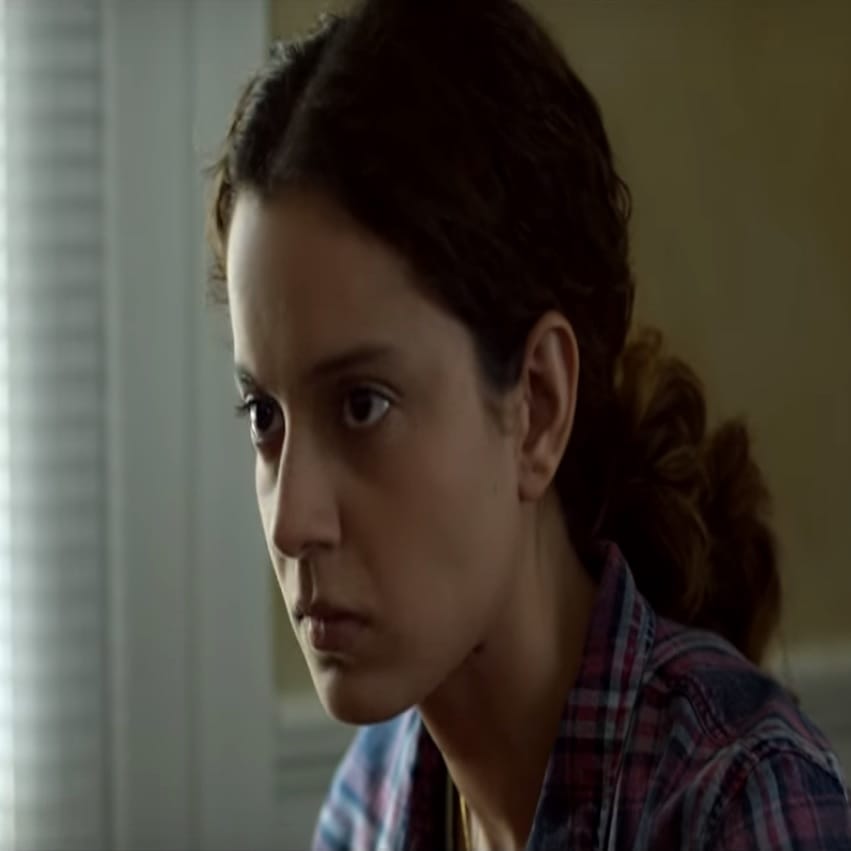Hrithik Roshan files complaint against Kangana, the actress sent him sexually explicit emails