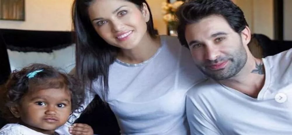 sunny leone share the motherhood experience with fans 