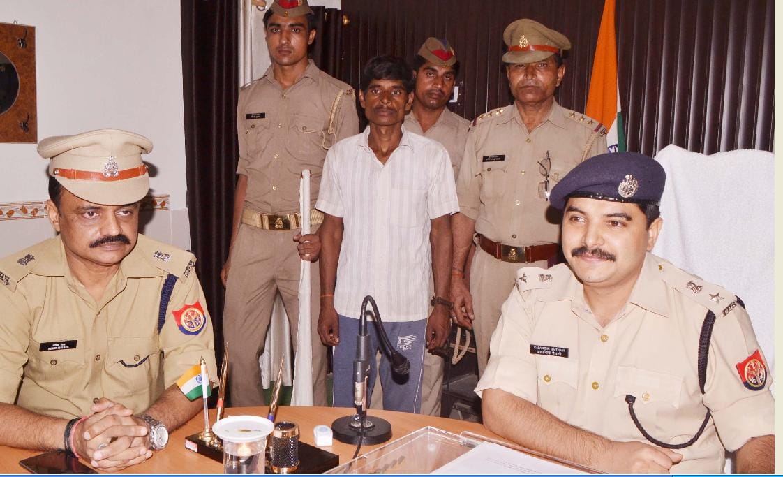 Husband murdered Pushpa's murder by shooting a licensee gun