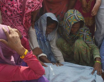 baghpat boat accident, five save, Death itself