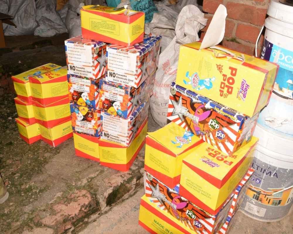 illegal explosive found in firozabad