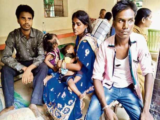 Two men started telling a woman their wife on road in bihar