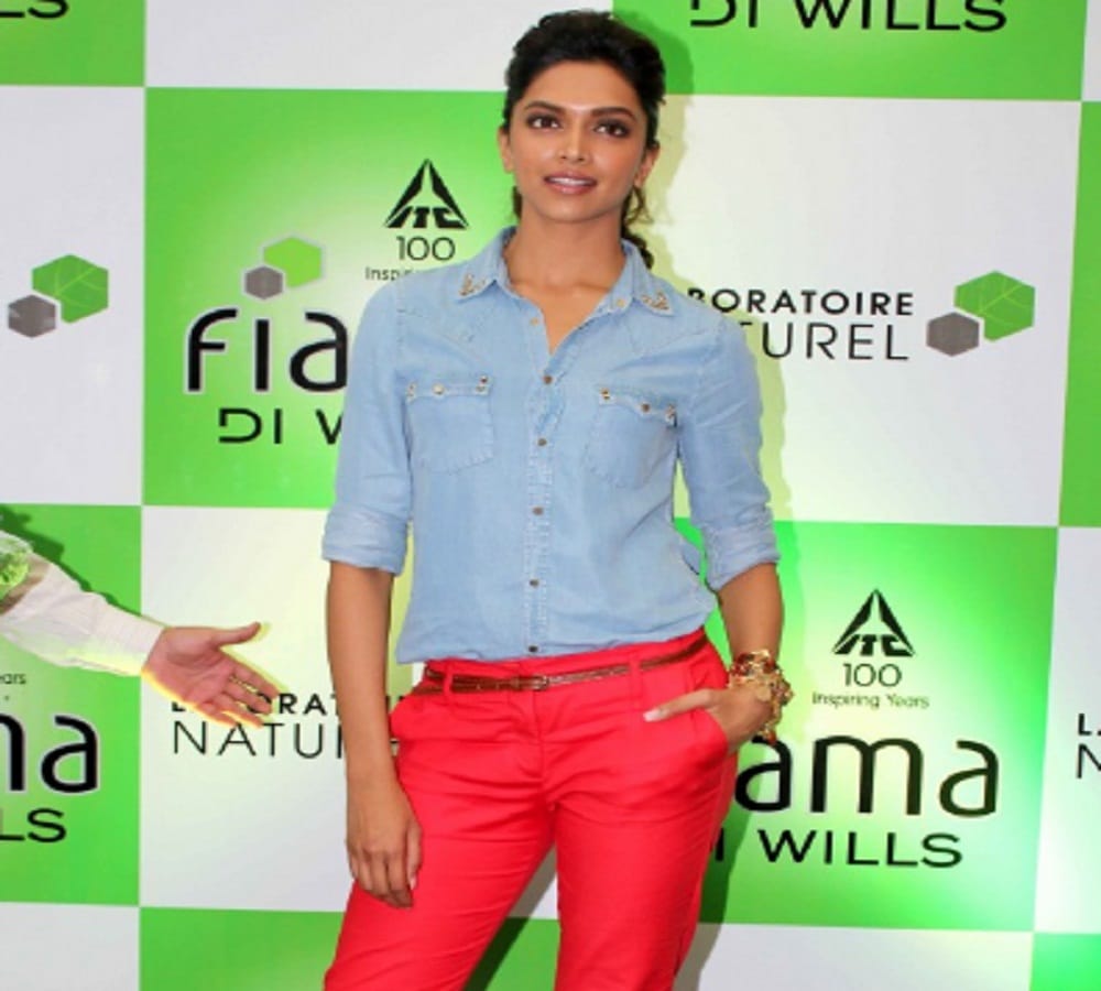 do you know why girls dont have pocket in shirt