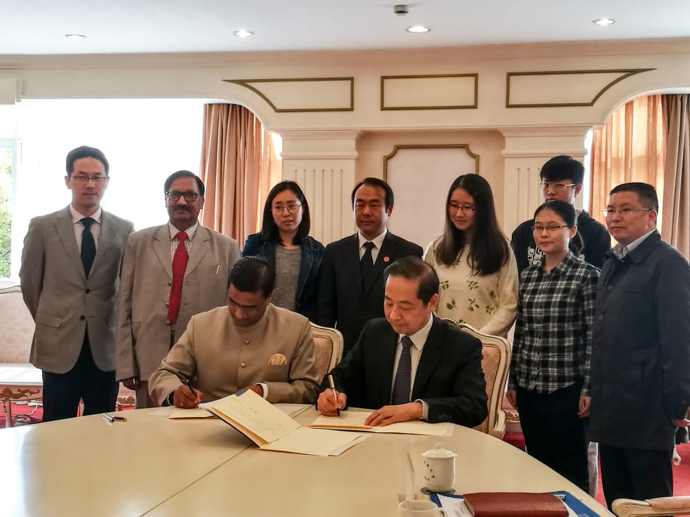 hindi diwas special: hindi taught in chinese university and college