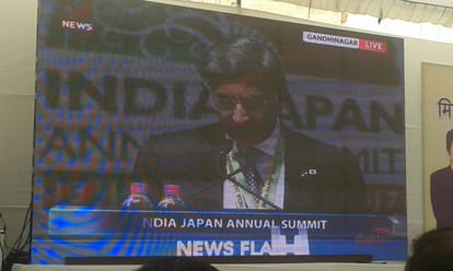 japanese prime minister remember varanasi by this way