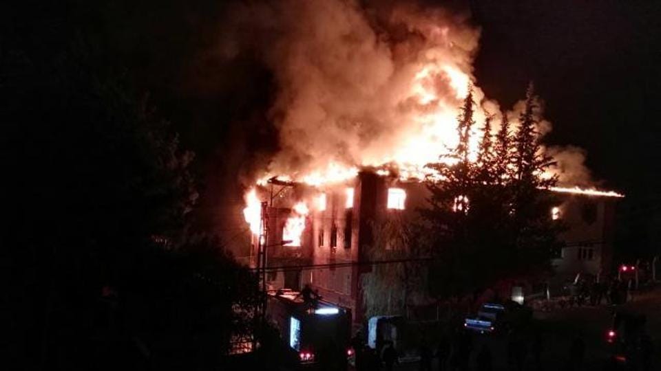 malaysia school fire 25 student killed