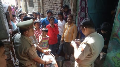 man in agra tried to suicide after murder of wife
