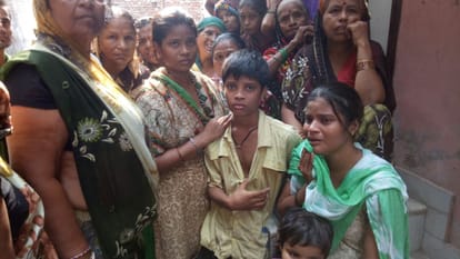 man in agra tried to suicide after murder of wife