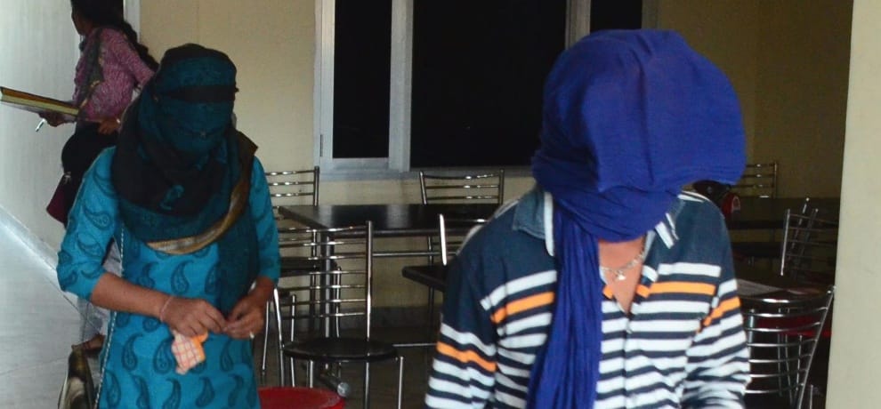 Himachal Una Police raid in hotel Three couples held for immoral activities 