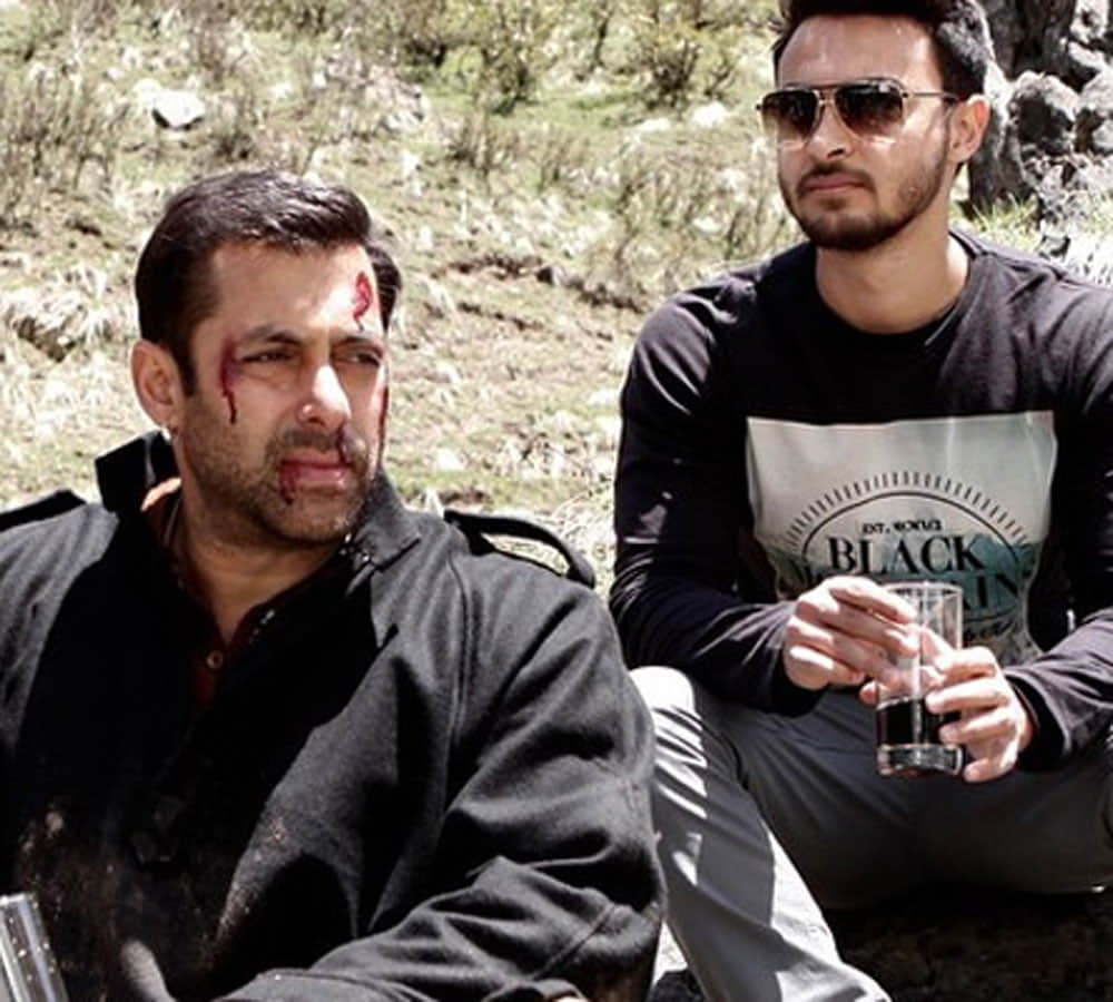 Salman Khan brother-in-law Aayush Sharma doesnt want to romance actress Mouni Roy