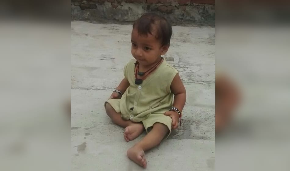 one year old boy died of television falling on her in delhis mayur vihar