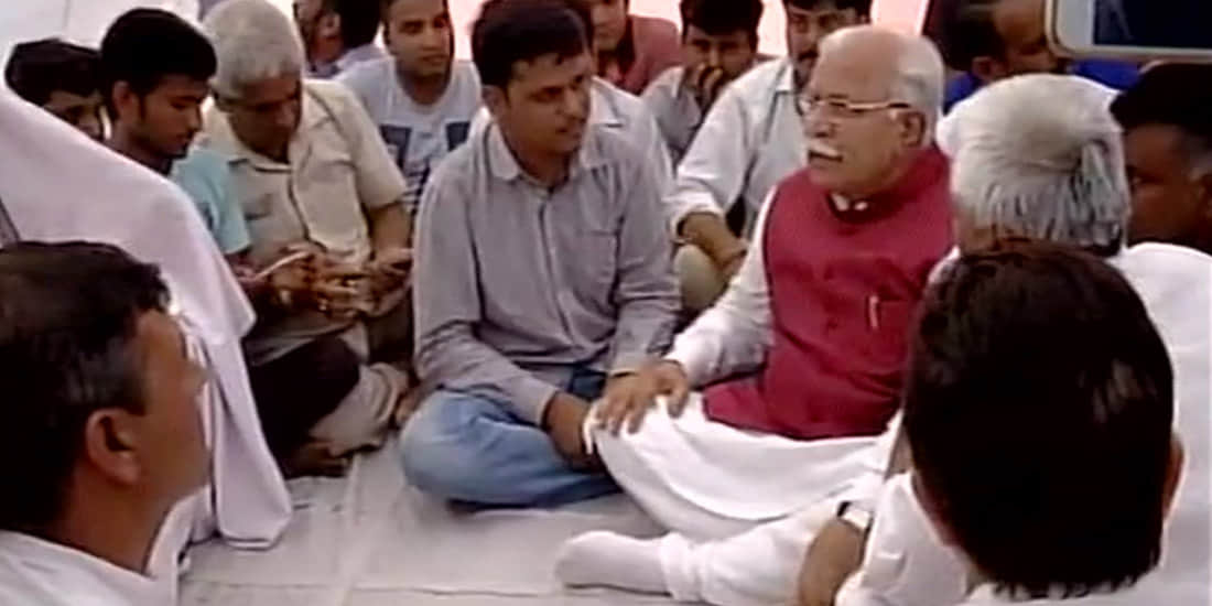 Chief Minister Khattar tears came out after seeing Pradyuman family pain 