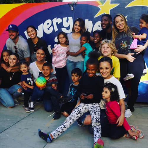 things to know about Francia Raisa who donated her kidney to Selena Gomez