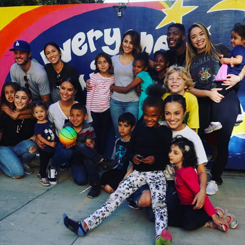 things to know about Francia Raisa who donated her kidney to Selena Gomez
