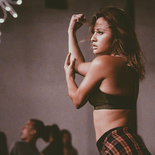 things to know about Francia Raisa who donated her kidney to Selena Gomez