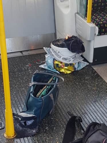 photos of london underground train blast 