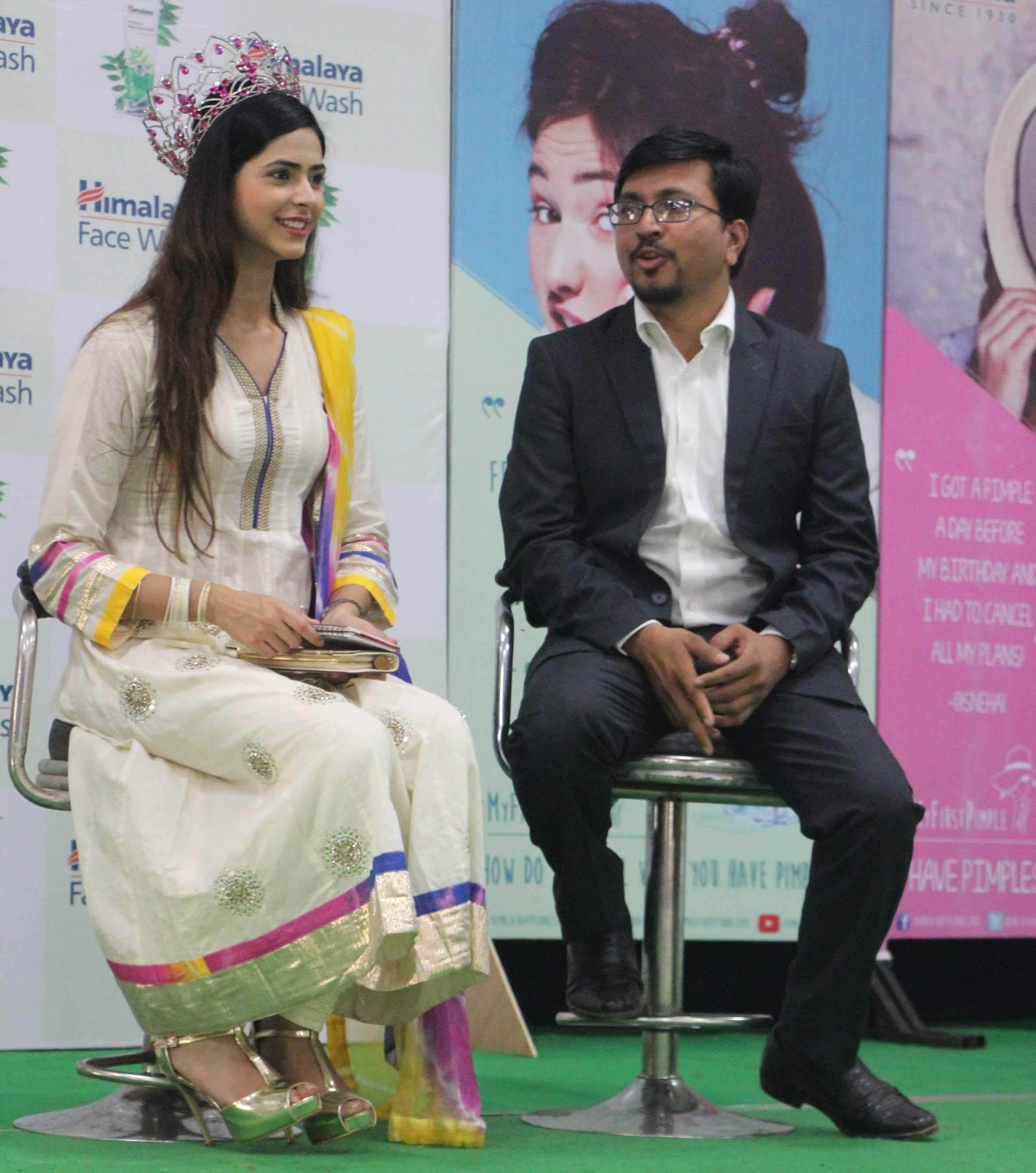 miss india runner up pankhuri gidwani gives tips of success to girls in varanasi