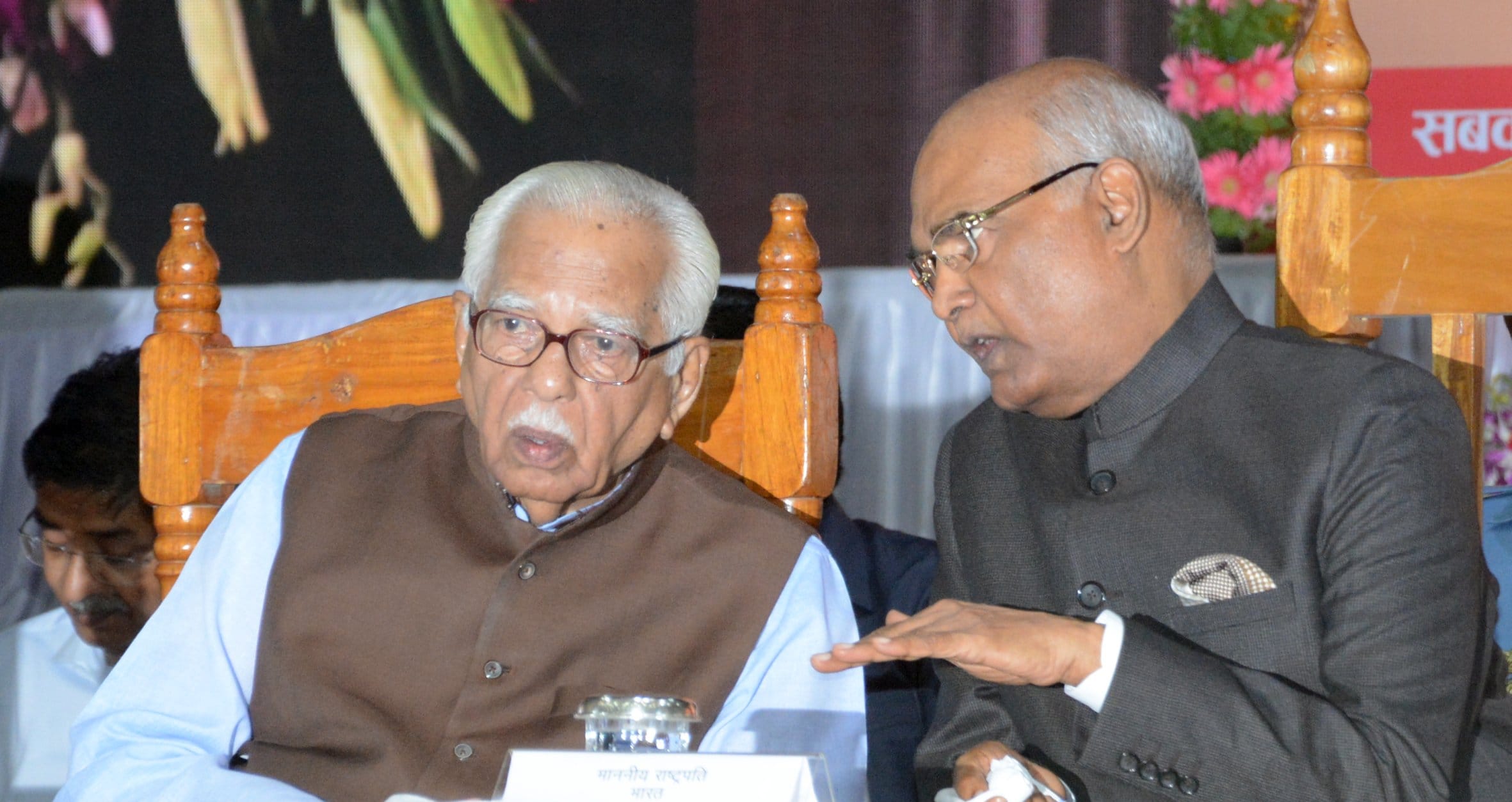 President eats kadhi and rice at dinner at cm house