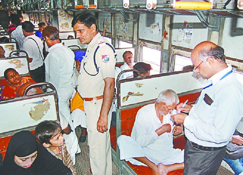950 were without ticket, more than run away
