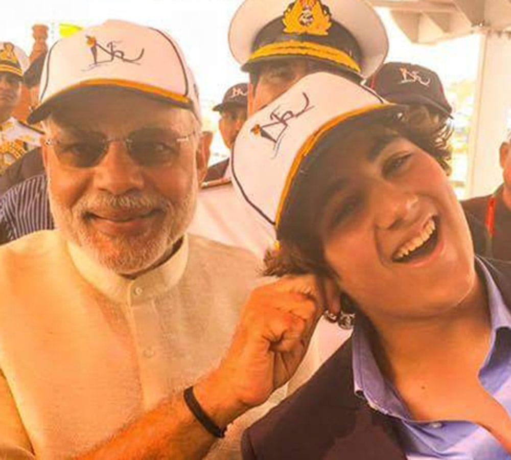 pm narendra modi birthday know his favourite bollywood stars