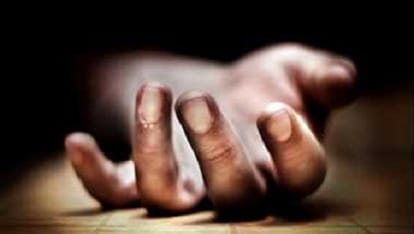 woman death During Police raid and then crowd throwing stone on police