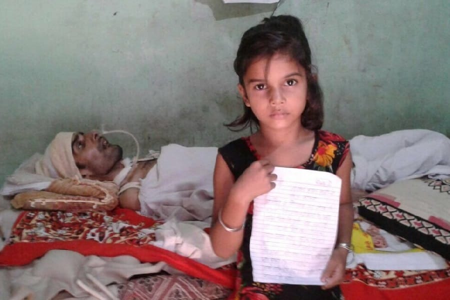 Girl Wrote a letter to pm modi for medical treatment of his father