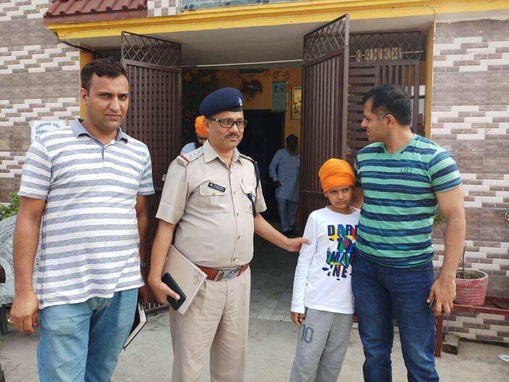 kidnapper left missing kid on road