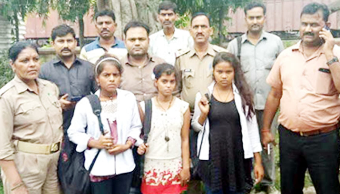 three missing girls found in itarsi