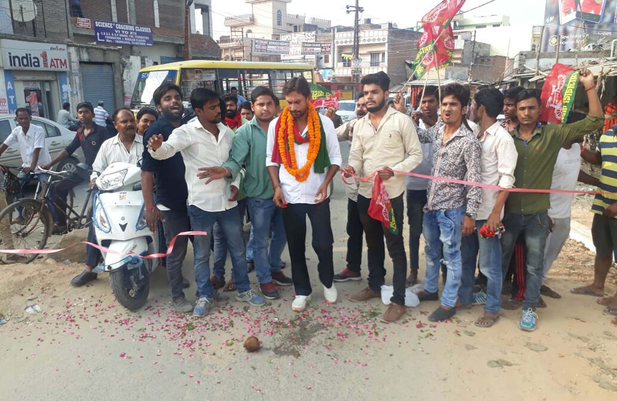 samajwadi party leader son inaugurate samne ghat bridge befor PM modi