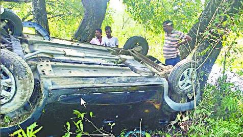 सड़क हादसों में एक की मौत छह जख्मी