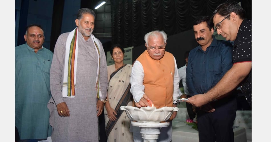 Amar Ujala intelligent student honor ceremony, sonipat news