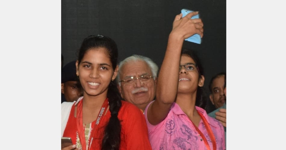 Amar Ujala intelligent student honor ceremony, sonipat news