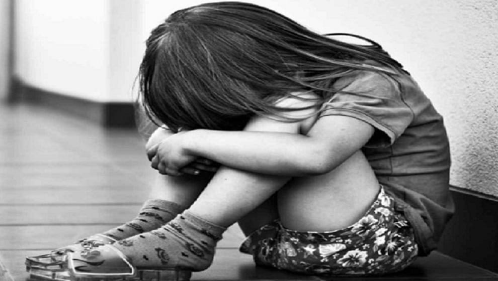 a man raped with minor girl, accused arrest in gujrat