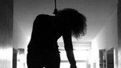 Mother and son dead body hanging trap in lakhimpur kheri