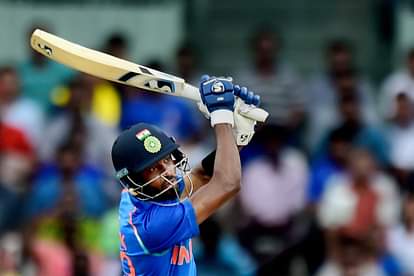 Hardik pandya hits maximum sixes in 2017