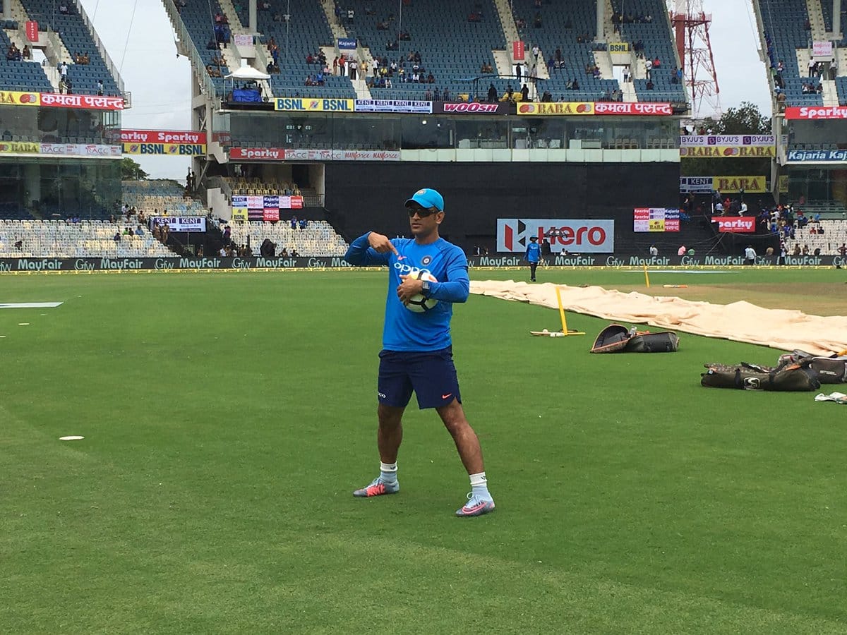 coach ravi Shastri gets Rs 1.20 crore for 3 months