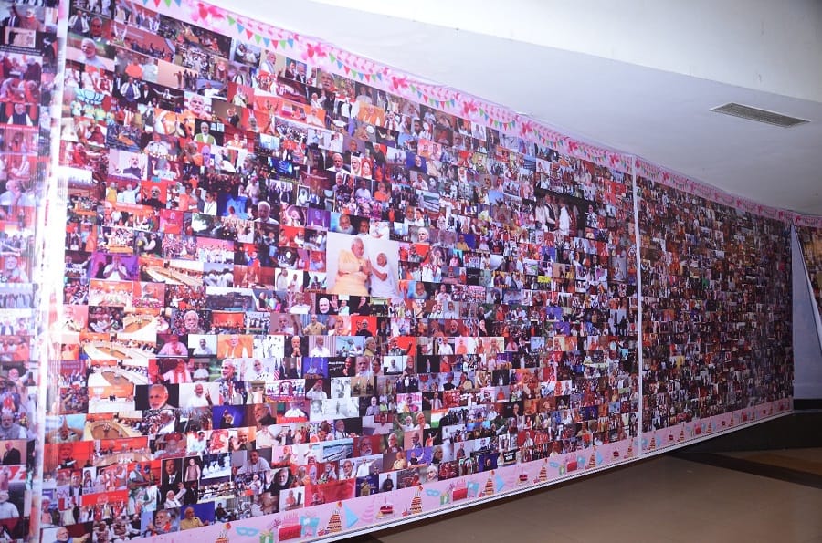 Two lakh photos of Narendra Modi's exhibition