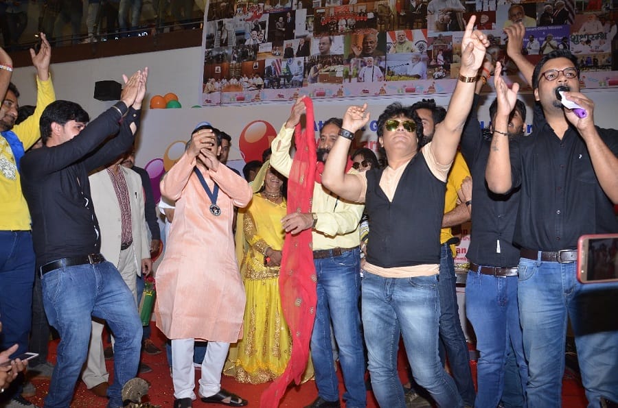 Two lakh photos of Narendra Modi's exhibition