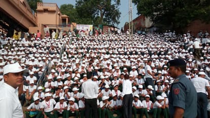 prime minister narendra modi happy birthday celebration in varanasi 