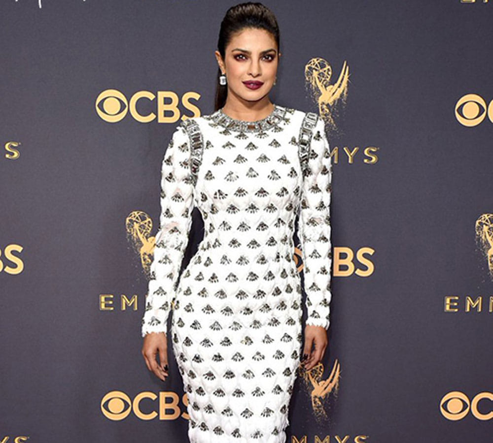 Twitter user is confused over Priyanka Chopra Emmy award 2017 look