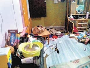 Property dealer looted after being mortgaged with wife and son