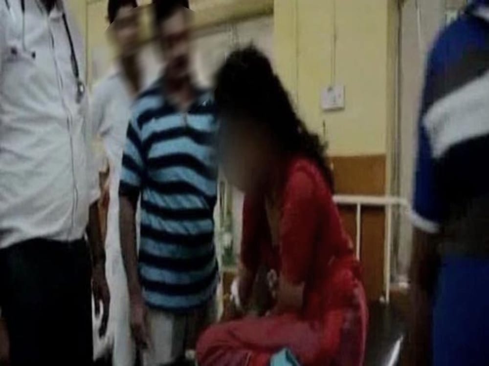 Patient dancing after devi came on a hospitalized women shocking story
